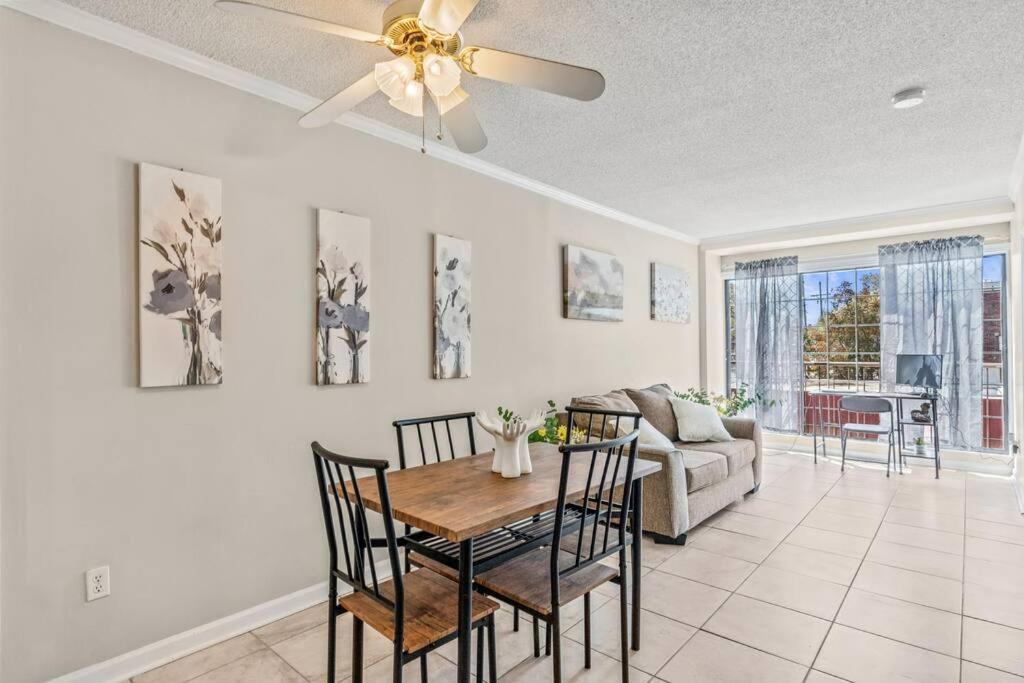 Downtown Columbia Apartment Exterior foto